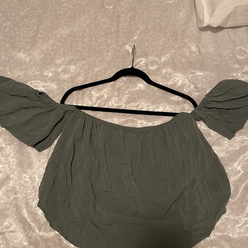 Women’s crop top